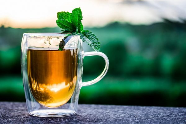 Herbata – bez nie da się żyć. Jak ją parzyć?
