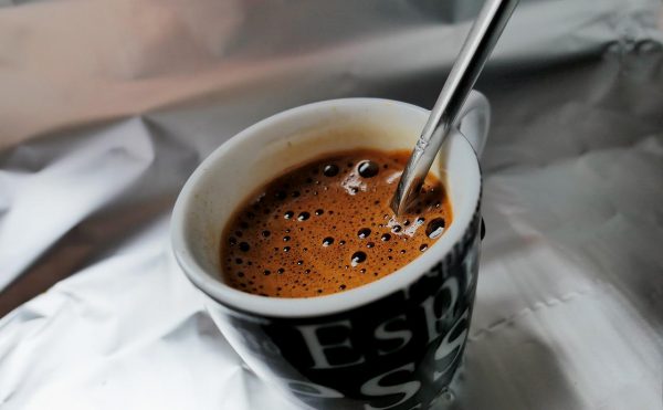 Dlaczego warto zainwestować w ekspresy do kawy do biura?
